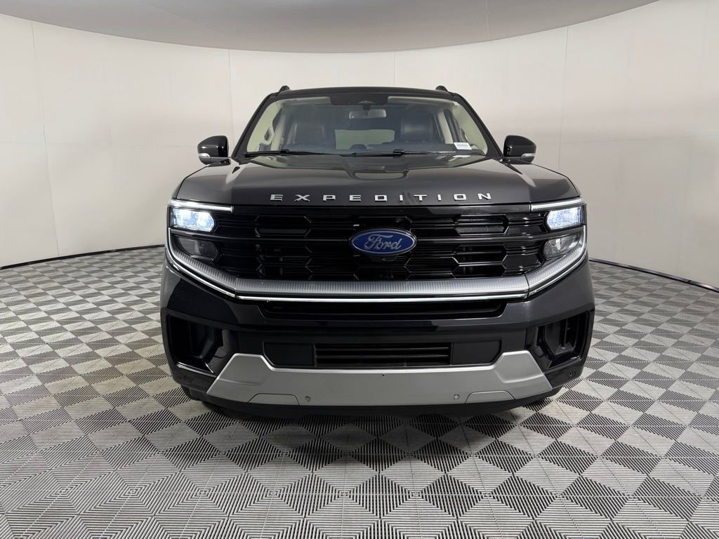 Used 2025 Ford Expedition Max Platinum image 10