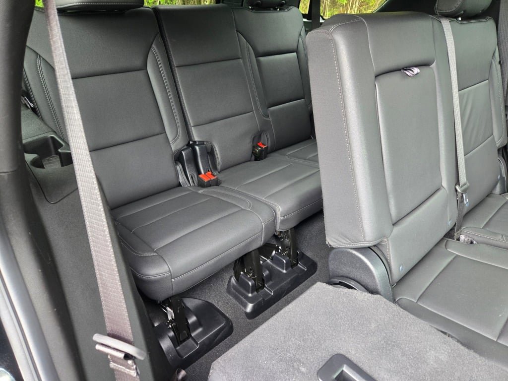 Certified 2025 Chevrolet Tahoe LT AWD/4WD image 12