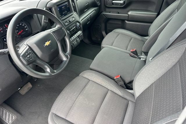 Used 2025 Chevrolet Silverado 2500 Custom w/ Custom Convenience Package AWD/4WD image 11