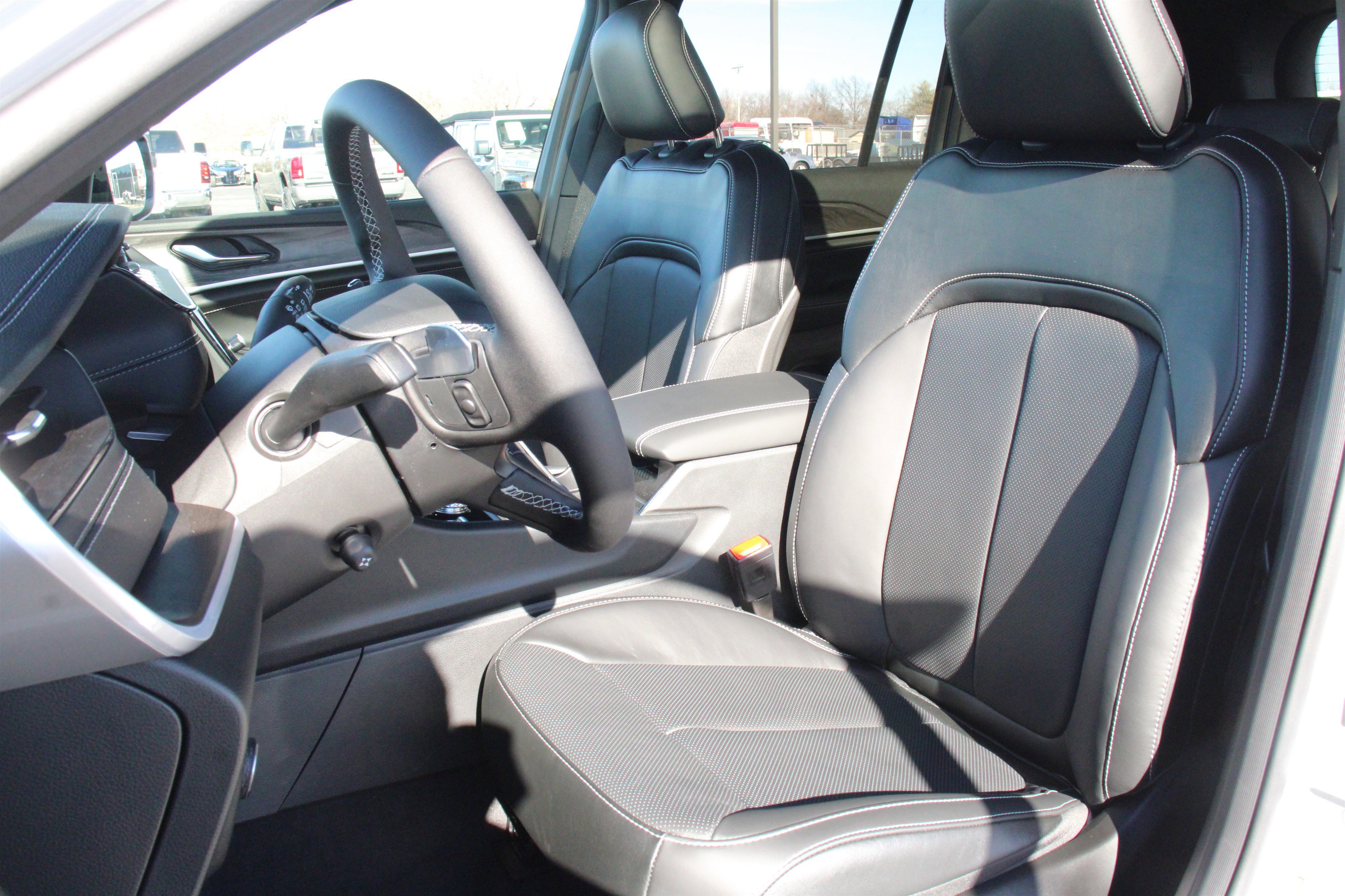 New 2026 Jeep Grand Cherokee Limited image 5