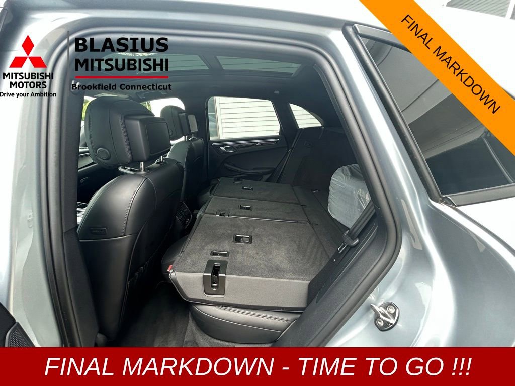 Used 2022 Porsche Macan image 45