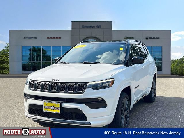 Used 2023 Jeep Compass High Altitude AWD/4WD image 2