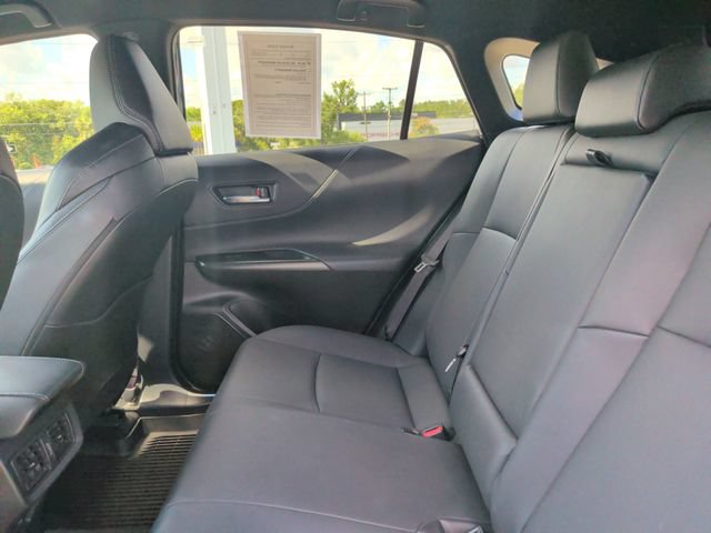 Used 2023 Toyota Venza XLE AWD/4WD image 25