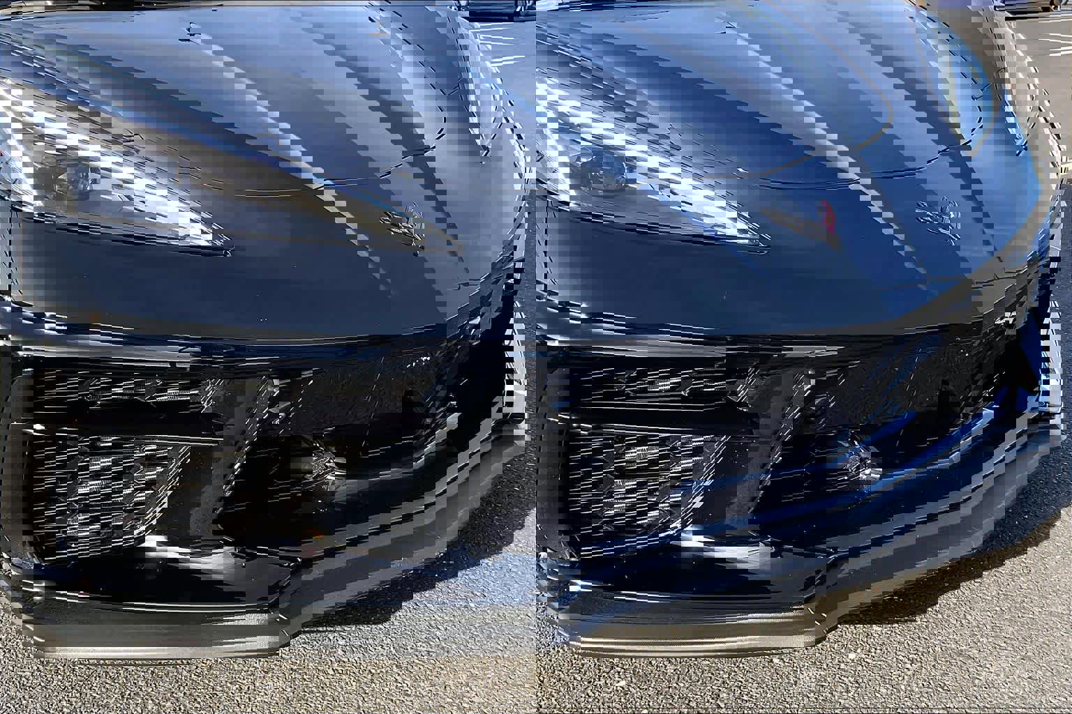 Used 2022 Chevrolet Corvette Stingray Premium Conv w/ Z51 Performance Package image 29