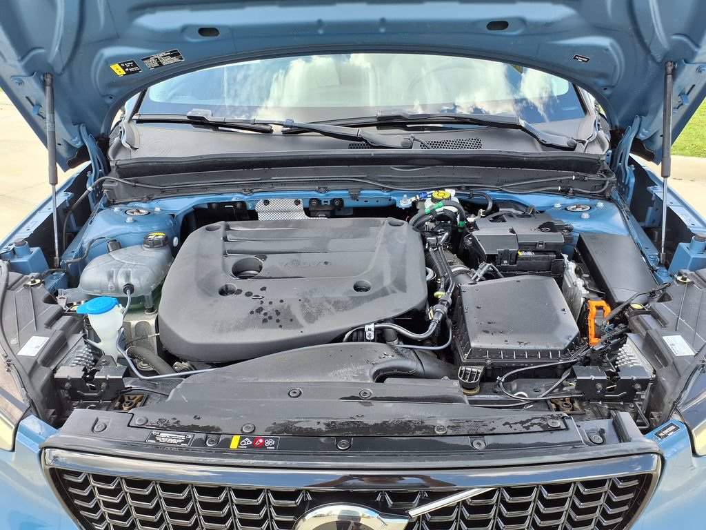 Certified 2023 Volvo XC40 B5 Ultimate w/ Protection Package Premier AWD/4WD image 35