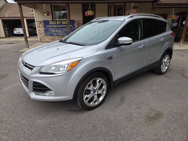 Used 2014 Ford Escape Titanium FWD image 2
