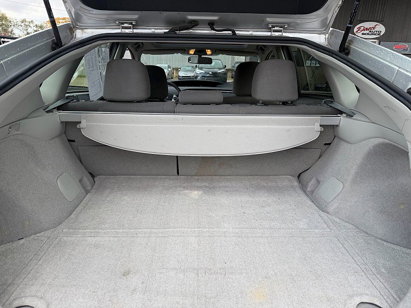 Used 2015 Toyota Prius Three image 20