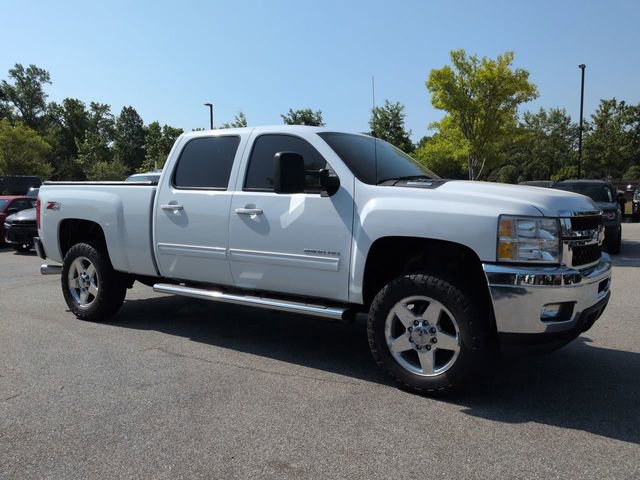 Used 2013 Chevrolet Silverado 2500 LTZ w/ LTZ Plus Package AWD/4WD image 2