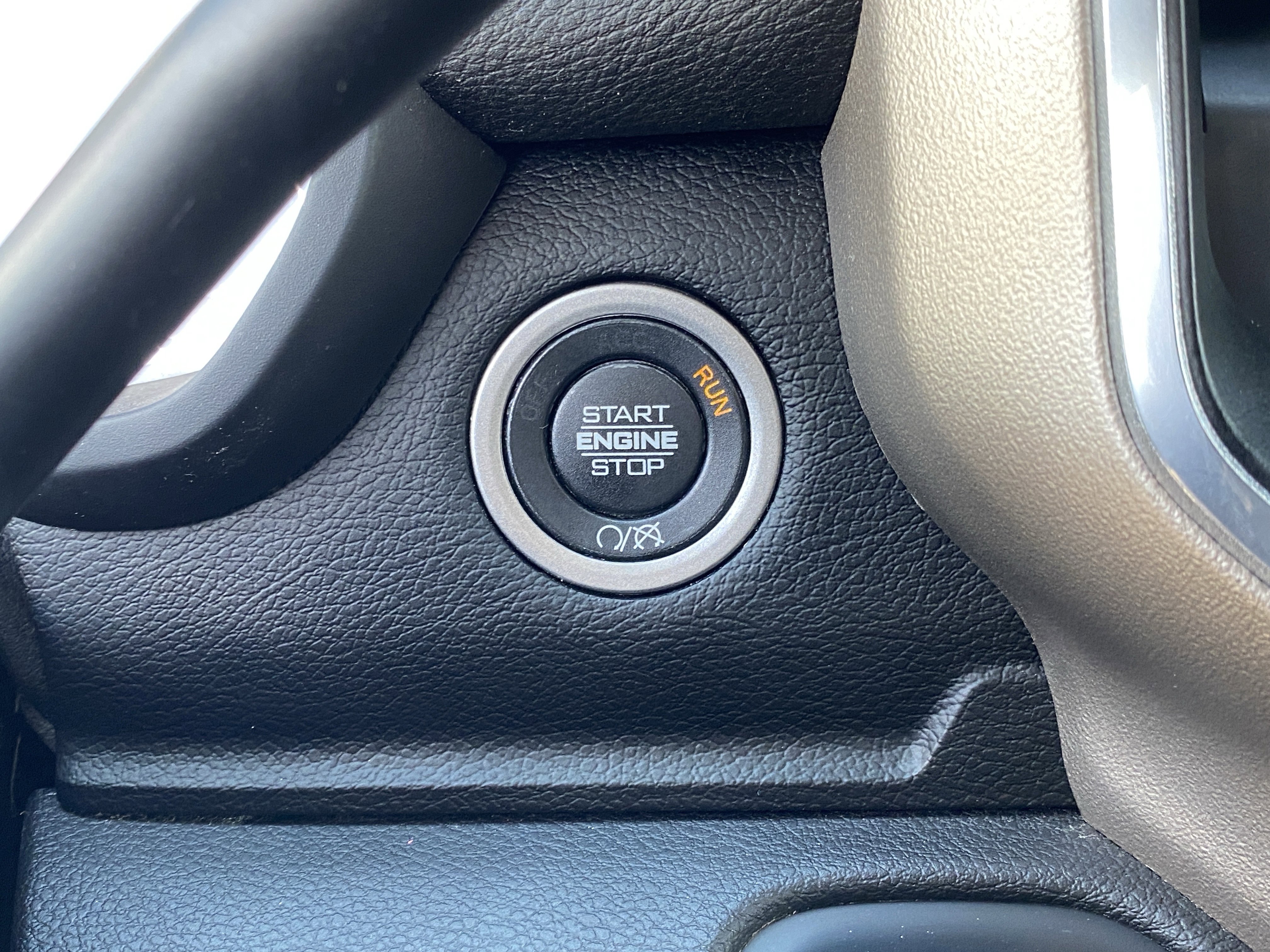 Used 2024 RAM 2500 Laramie image 24