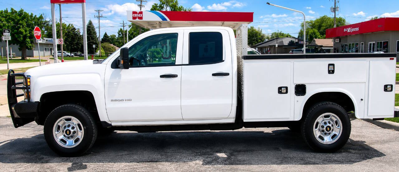 Used 2019 Chevrolet Silverado 2500 W/T w/ WT Convenience Package AWD/4WD image 1