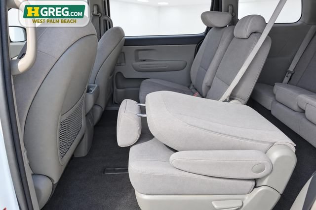 Used 2019 Kia Sedona LX FWD image 12