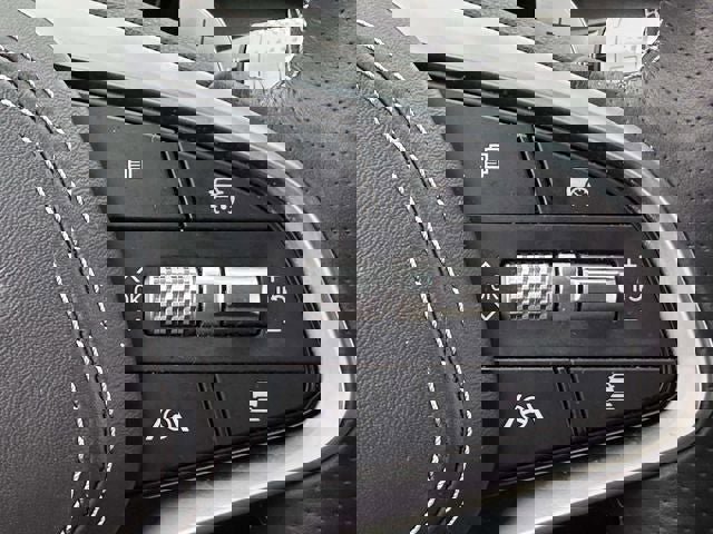 Used 2023 Genesis GV70 2.5T w/ Sport Prestige Package image 27