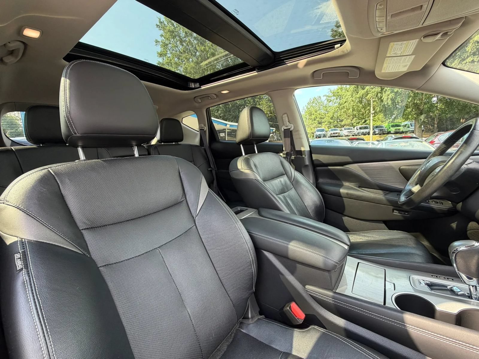 Used 2015 Nissan Murano Platinum w/ Platinum Technology Package AWD/4WD image 34