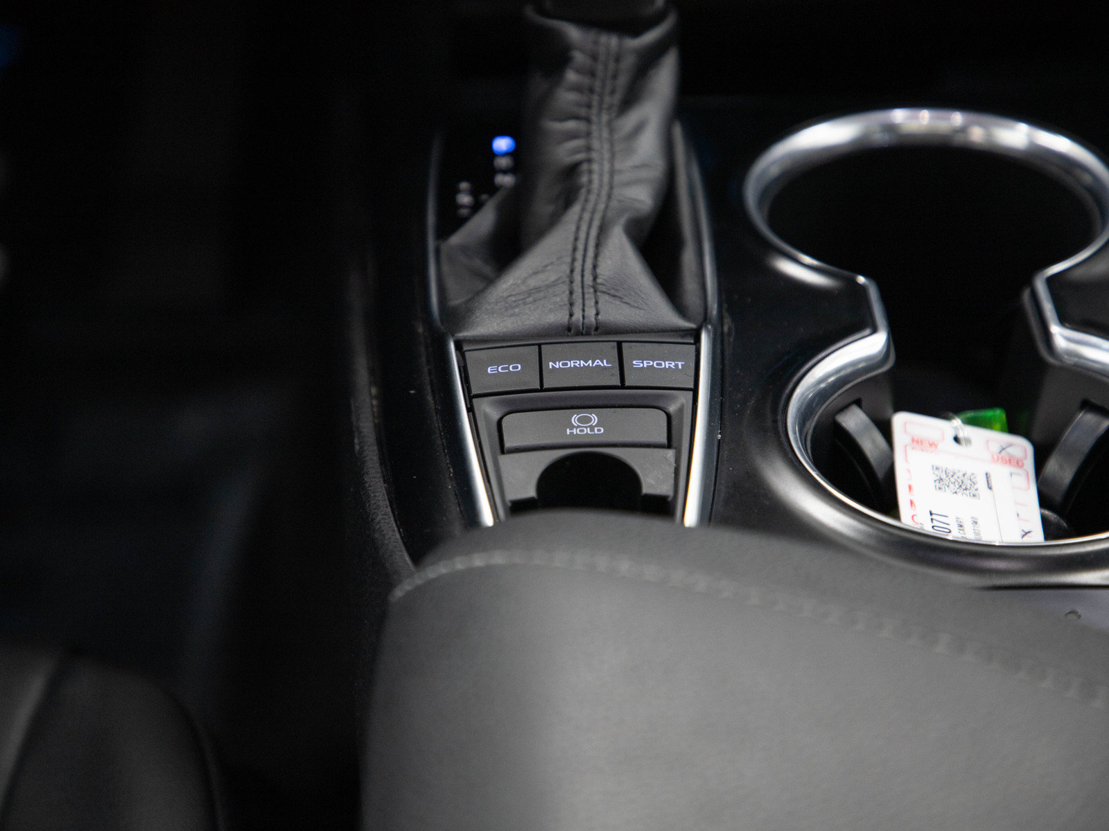 Used 2019 Toyota Camry XSE w/ Driver Assist Package FWD image 18