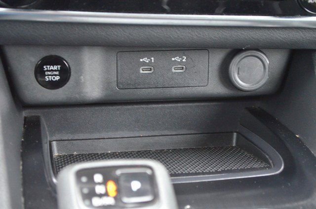 Used 2024 Nissan Rogue S image 30