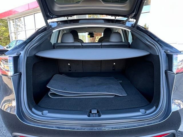 Used 2024 Tesla Model Y Long Range image 26