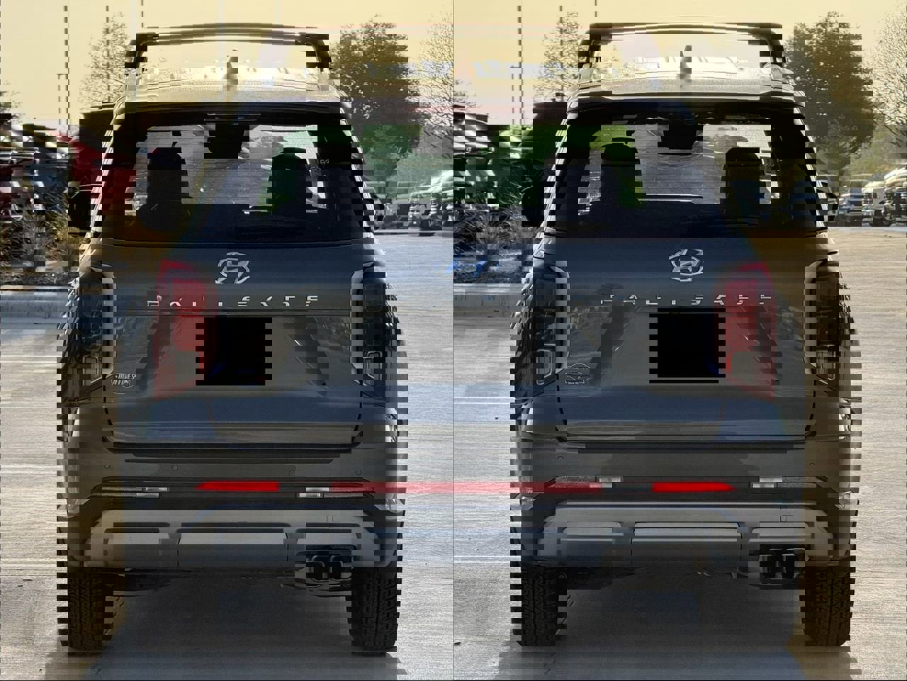 Used 2024 Hyundai Palisade SEL FWD image 5