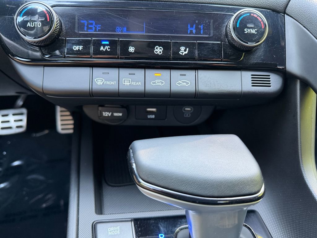 Used 2025 Hyundai Elantra Sport FWD image 20