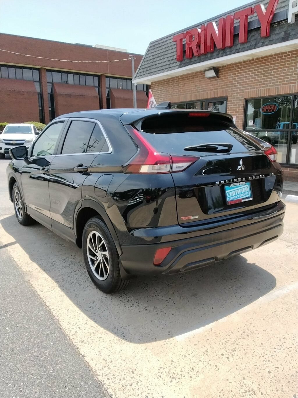Used 2023 Mitsubishi Eclipse Cross ES AWD/4WD image 2