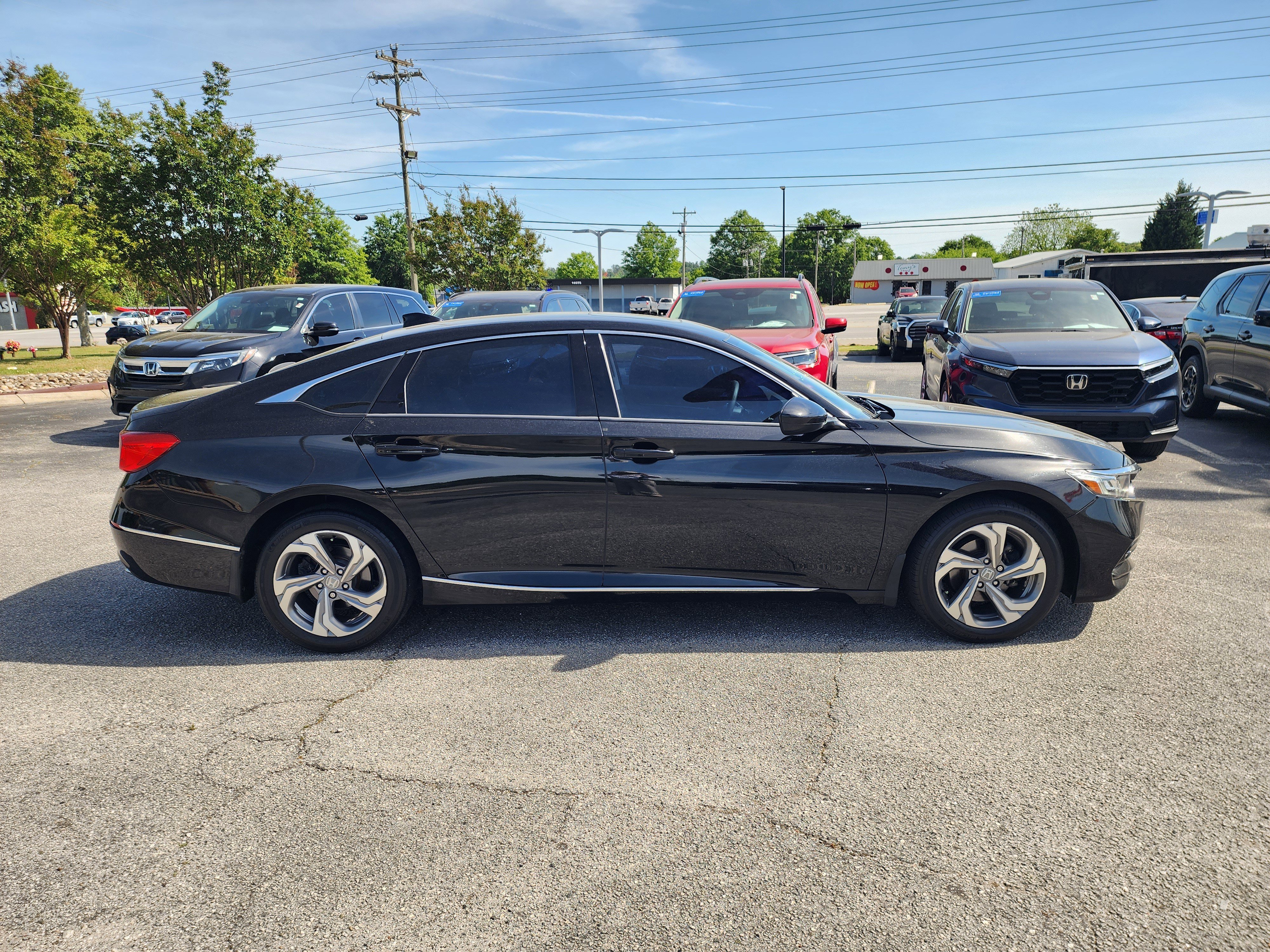 Certified 2019 Honda Accord EX image 3