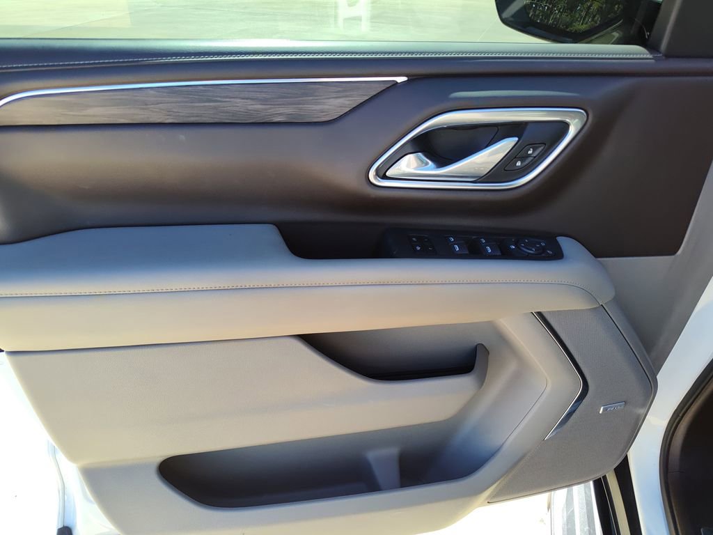 Used 2021 Chevrolet Tahoe LT image 16