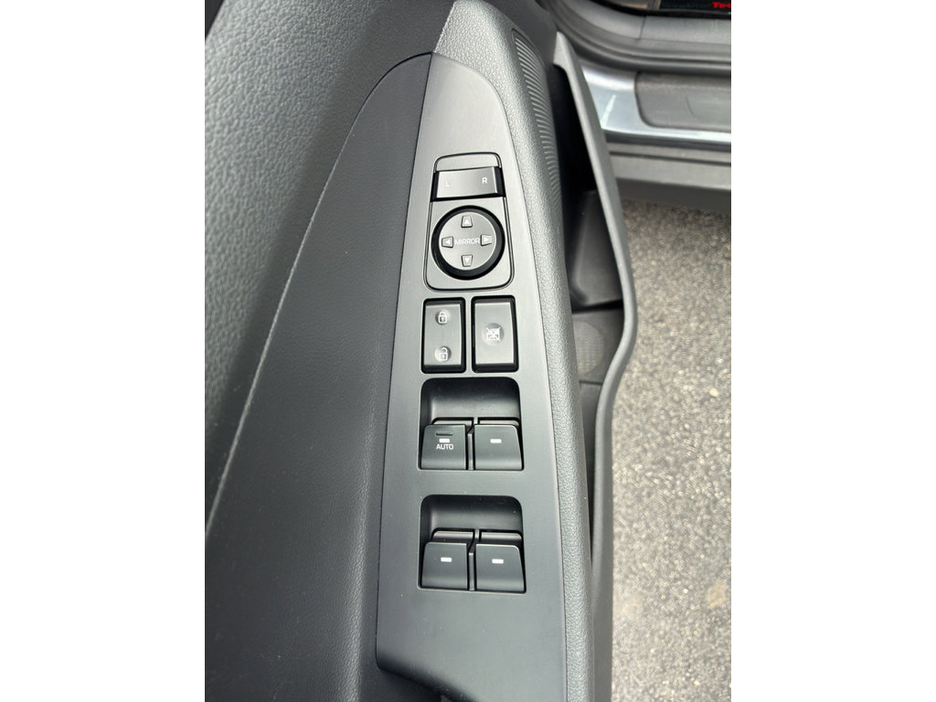 Used 2017 Hyundai Tucson Night AWD/4WD image 13