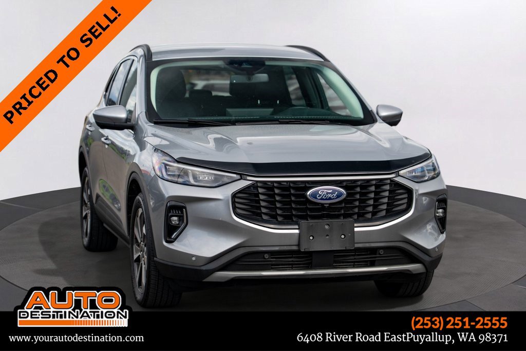 Used 2023 Ford Escape Platinum image 1