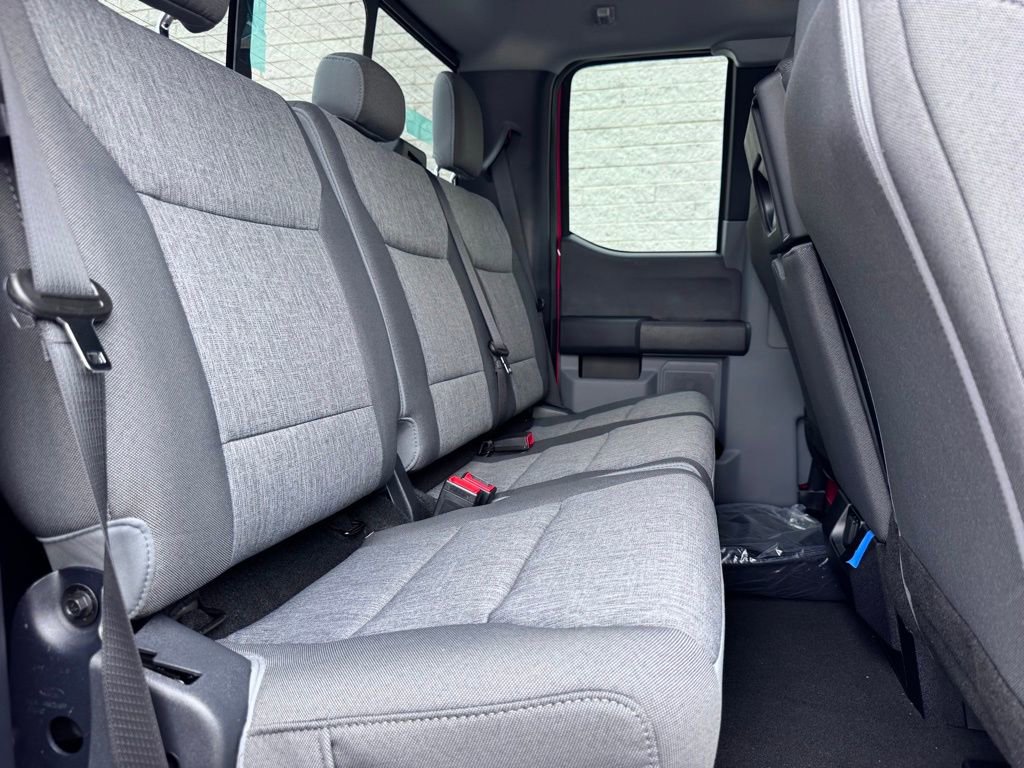 New 2026 Ford F250 XL w/ STX Appearance Package AWD/4WD image 19