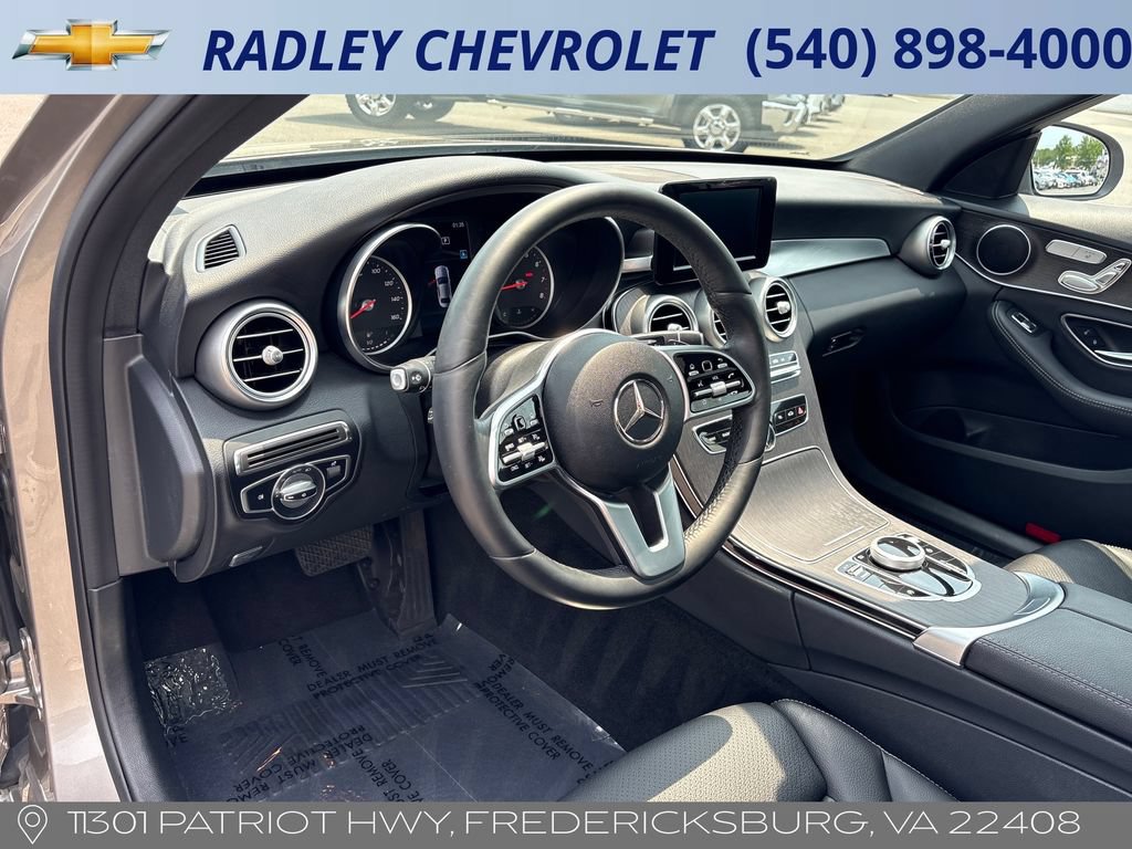 Used 2019 Mercedes-Benz C 300 4MATIC Sedan image 4
