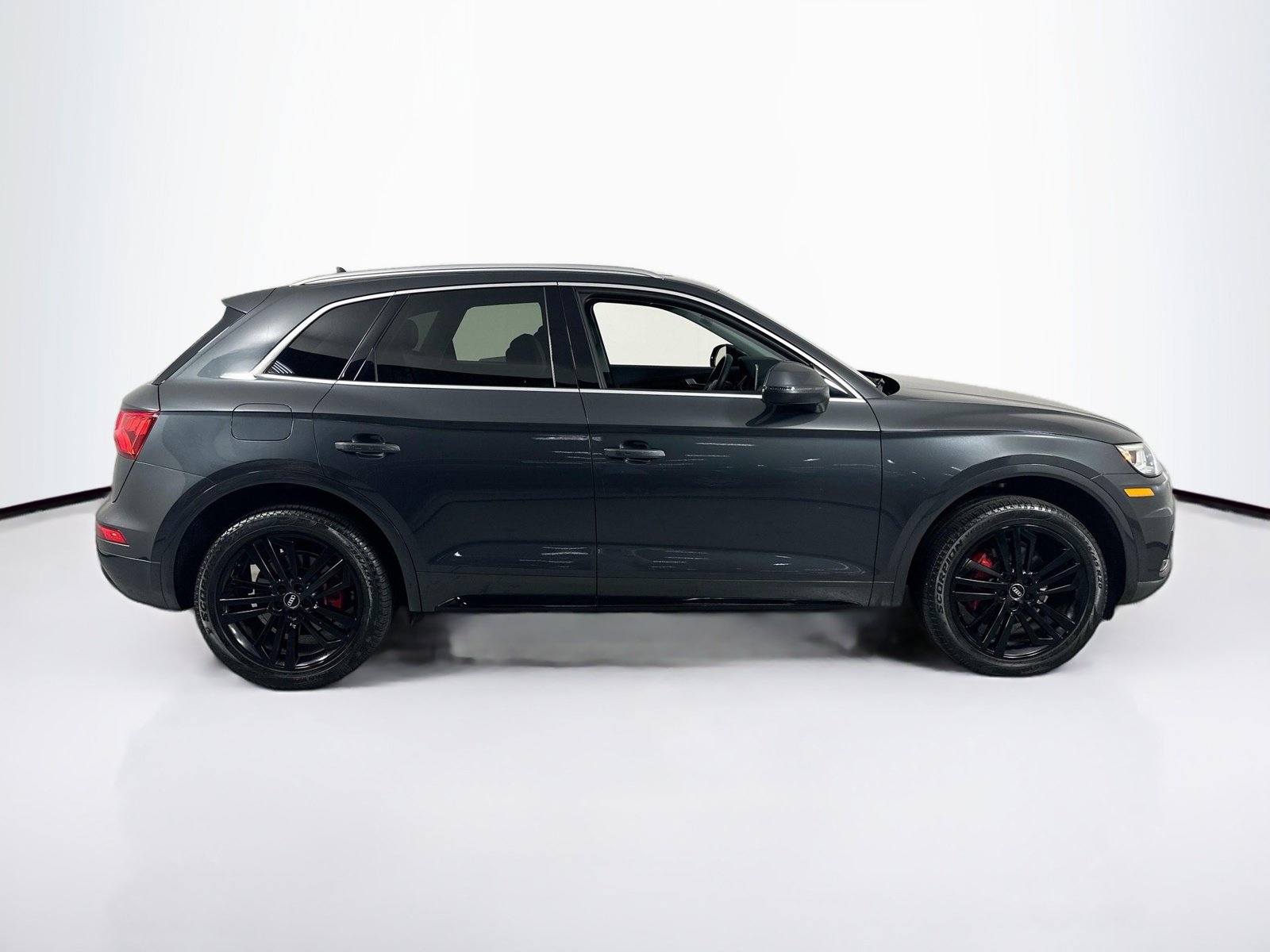 Used 2018 Audi Q5 2.0T Premium Plus w/ Premium Plus Package AWD/4WD image 4