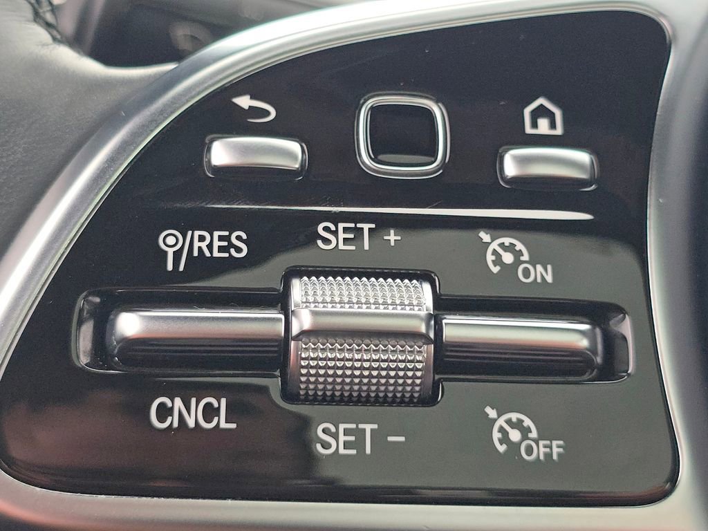 Certified 2023 Mercedes-Benz CLA 250 4MATIC image 33