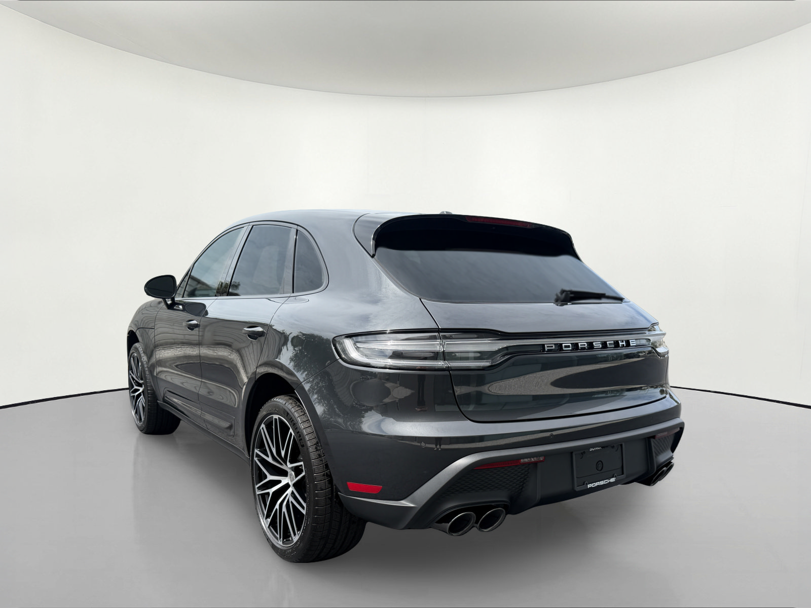 New 2026 Porsche Macan AWD/4WD image 3