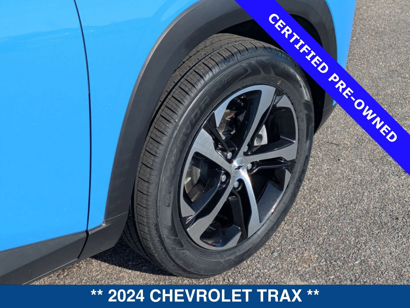 Used 2024 Chevrolet Trax RS w/ Driver Confidence Package FWD image 6