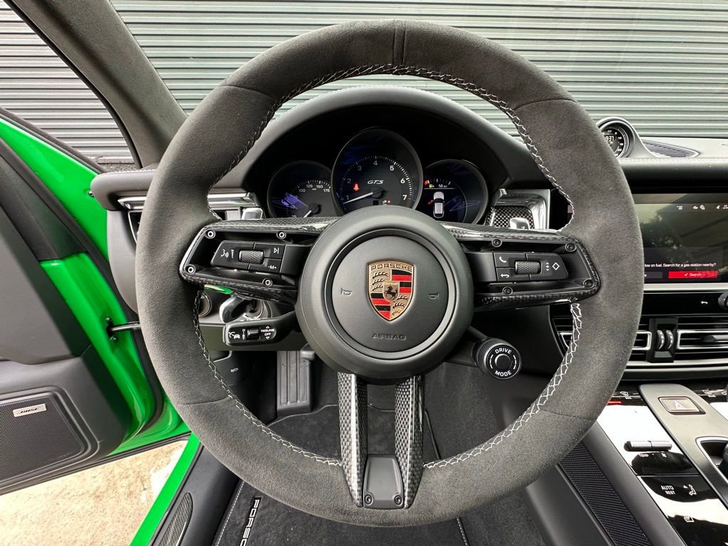 Used 2025 Porsche Macan GTS image 19