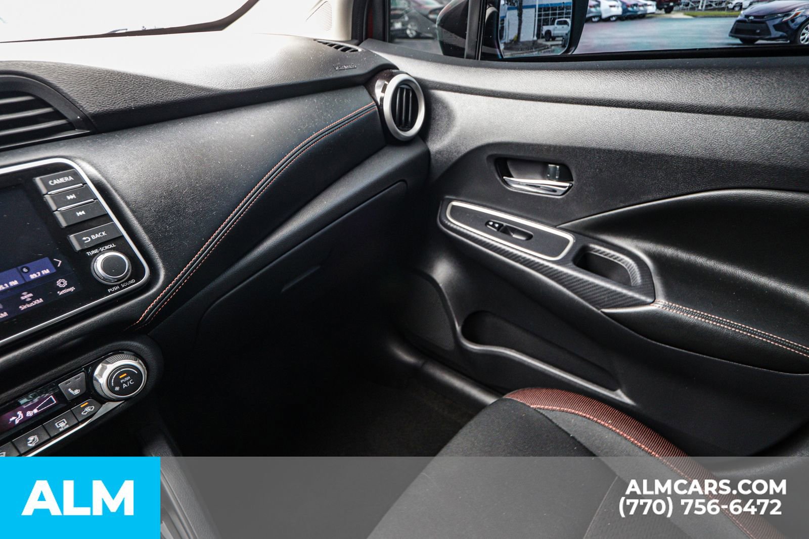 Used 2020 Nissan Versa SR w/ Convenience Package image 47