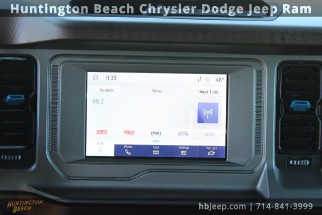 Used 2023 Ford Bronco Outer Banks image 11