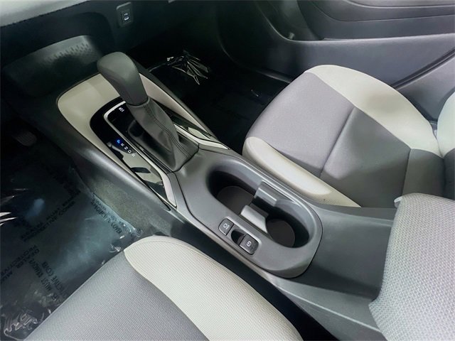 Used 2025 Toyota Corolla LE image 24