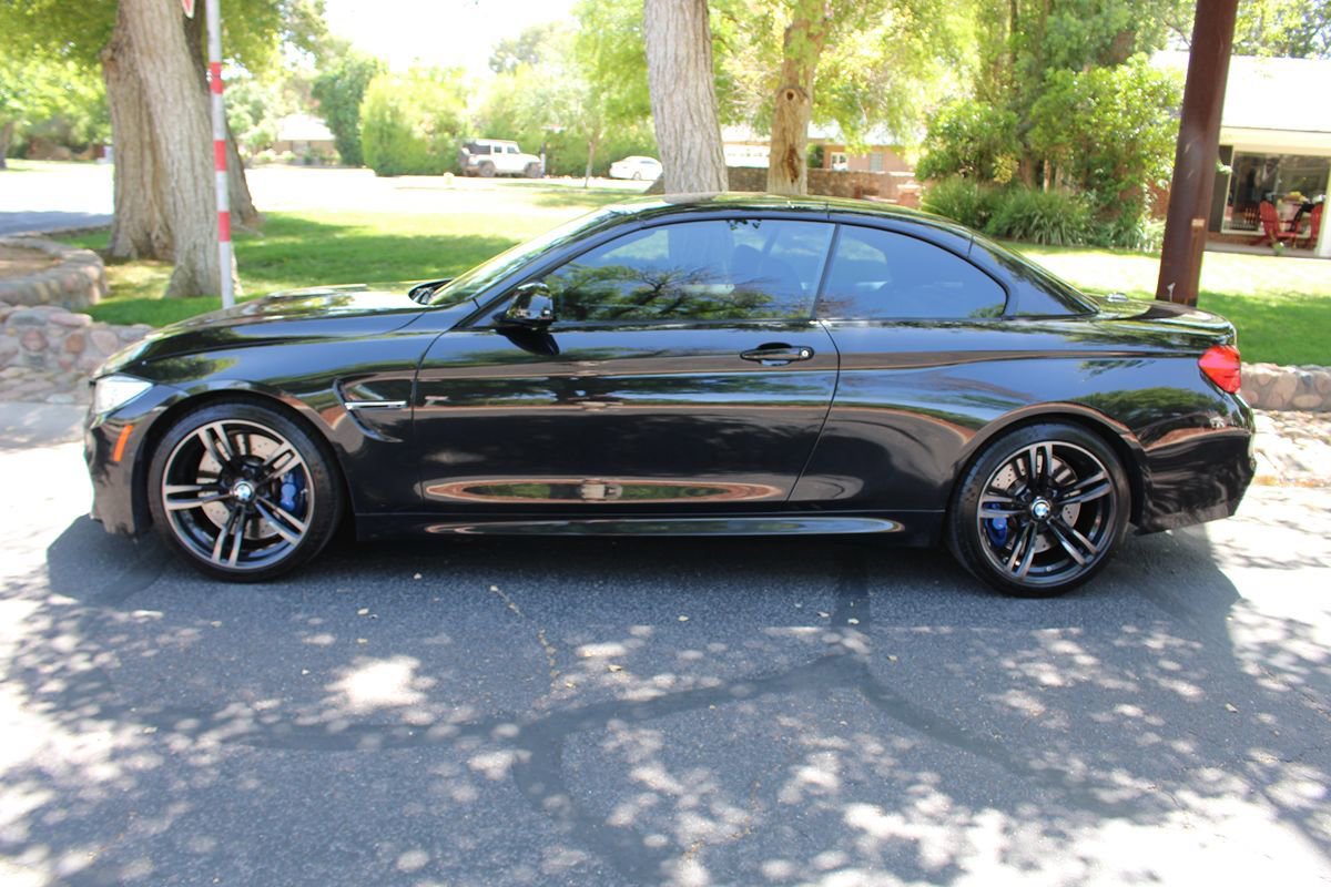 Used 2015 BMW M4 Convertible RWD image 2