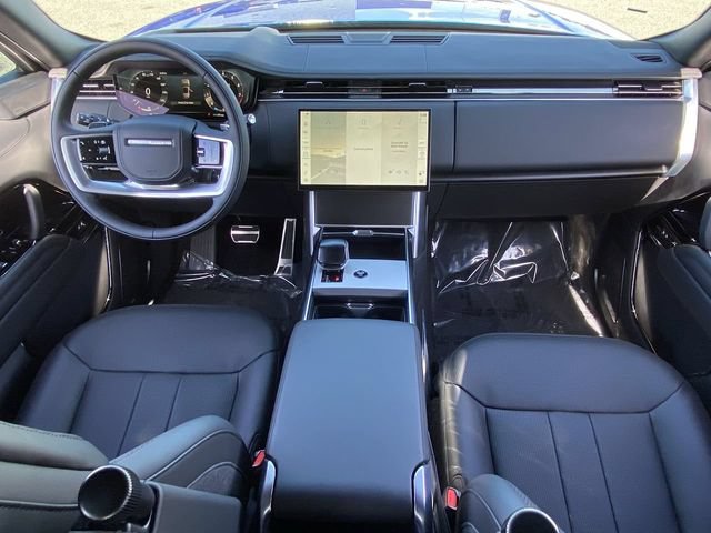 New 2025 Land Rover Range Rover SV AWD/4WD image 14