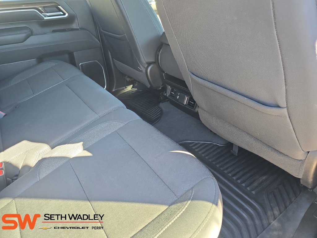 Used 2025 Chevrolet Silverado 2500 LT w/ Convenience Package AWD/4WD image 11