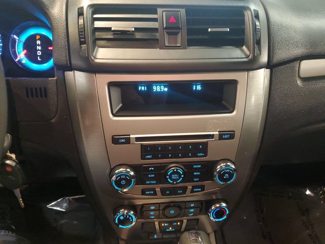 Used 2010 Ford Fusion SE FWD image 18