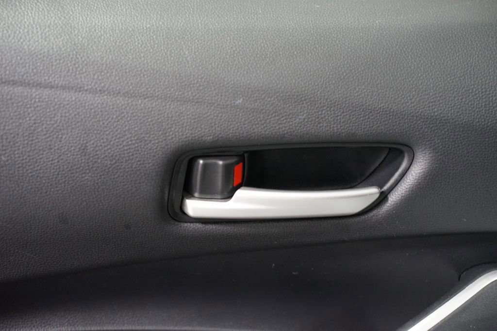 Used 2022 Toyota Corolla SE image 30