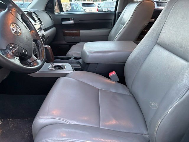 Used 2013 Toyota Tundra Limited w/ Memory Pkg AWD/4WD image 5
