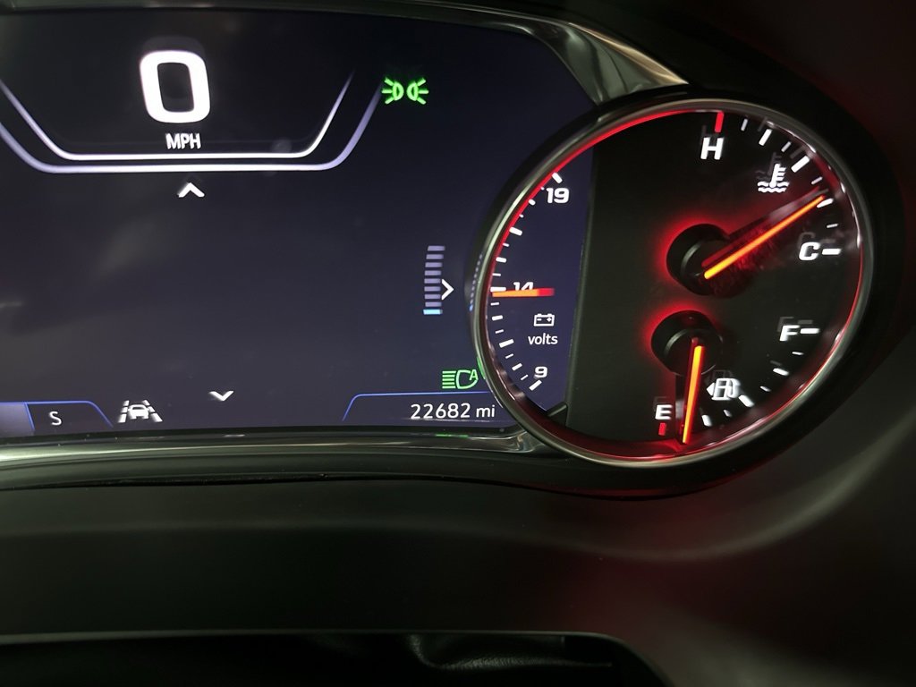 Used 2022 Chevrolet Traverse High Country image 14