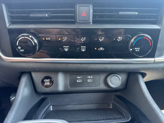 Used 2024 Nissan Rogue S AWD/4WD image 24
