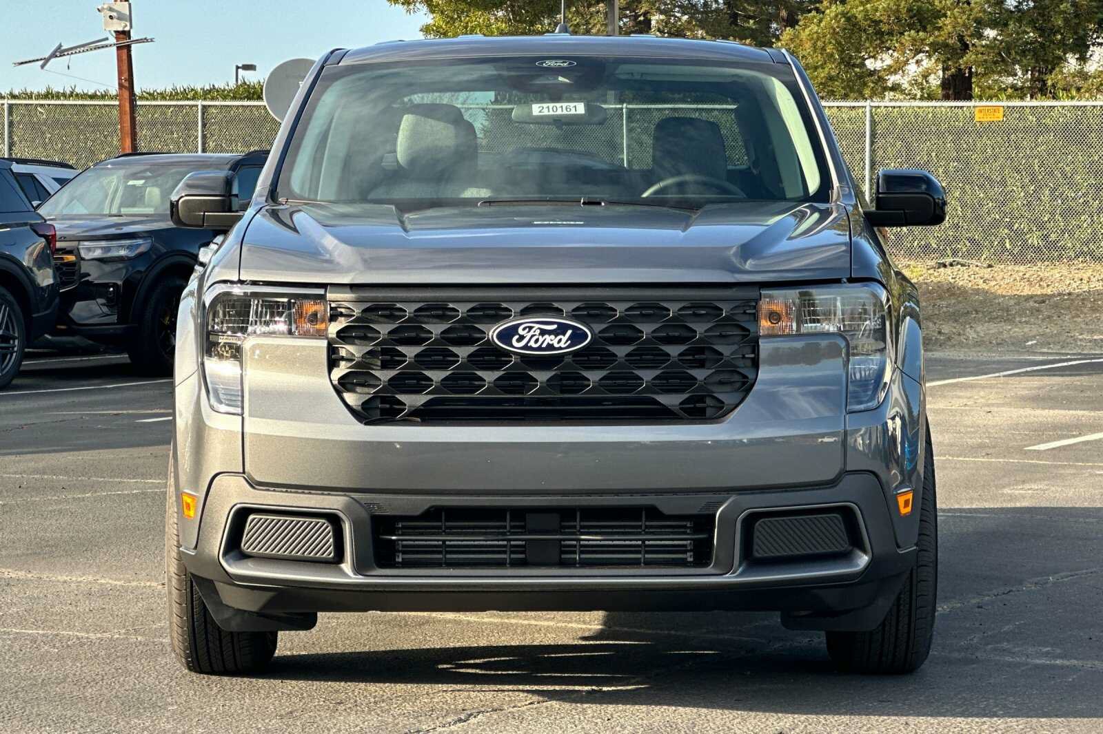 New 2026 Ford Maverick XLT w/ XLT Luxury Package AWD/4WD image 6