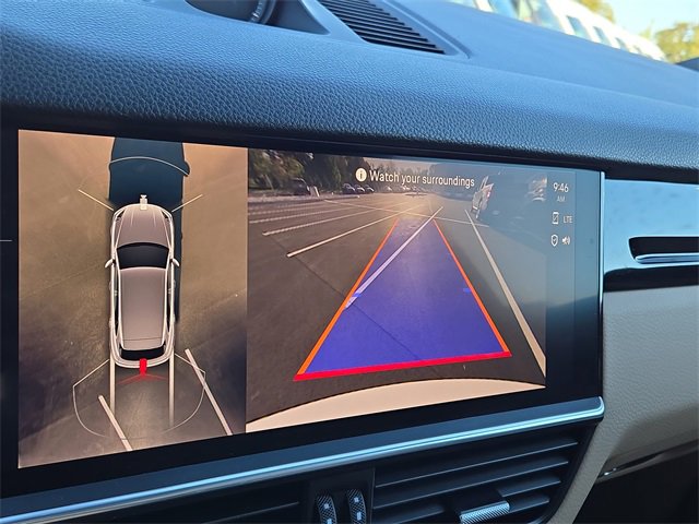 Used 2023 Porsche Cayenne image 12