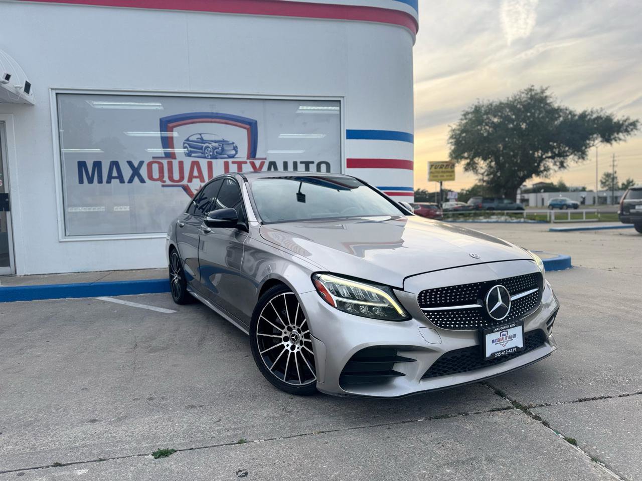 Used 2019 Mercedes-Benz C 300 Sedan image 17