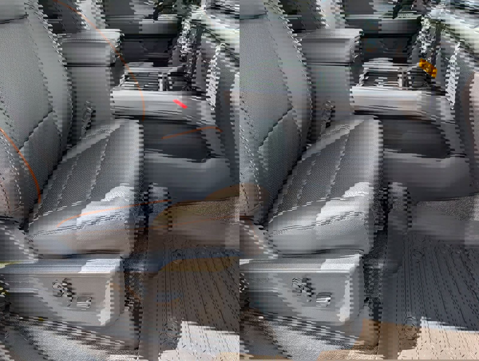 New 2026 Ford F250 Lariat image 31