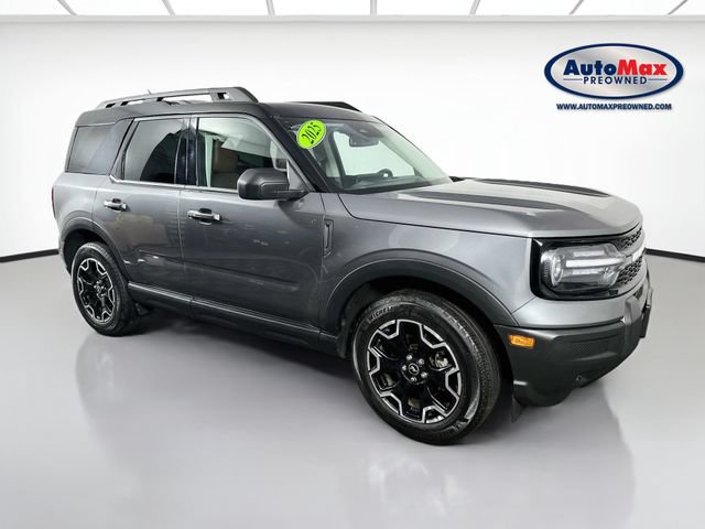 Used 2025 Ford Bronco Sport Outer Banks AWD/4WD image 1
